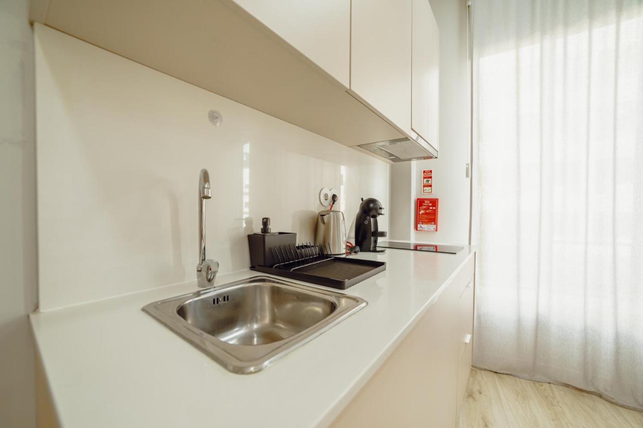 Oporto Guest Trindade Studio Luaran gambar