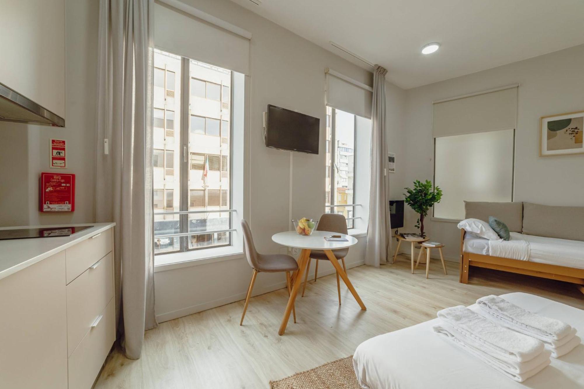 Oporto Guest Trindade Studio Luaran gambar