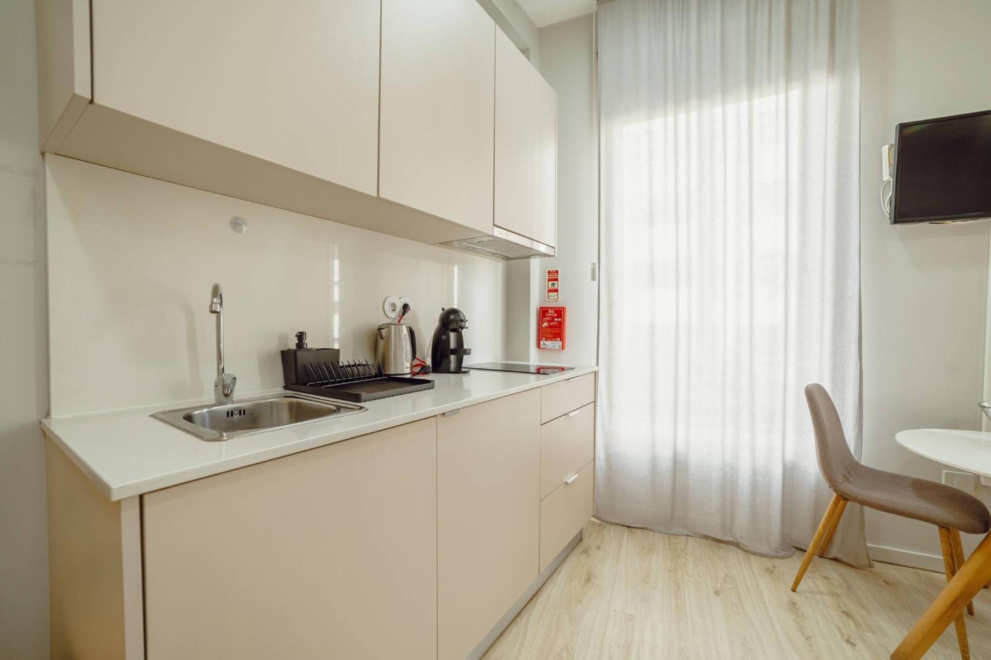 Oporto Guest Trindade Studio Luaran gambar